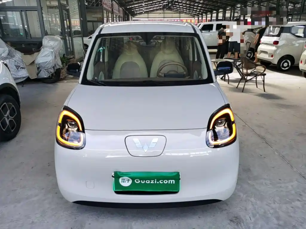 Wuling MINIEV — миниатюра 3