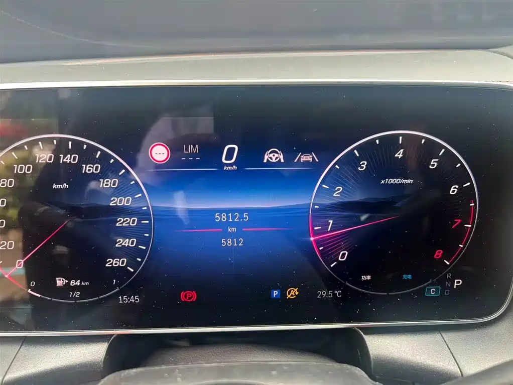 Mercedes-Benz GLC — миниатюра 10