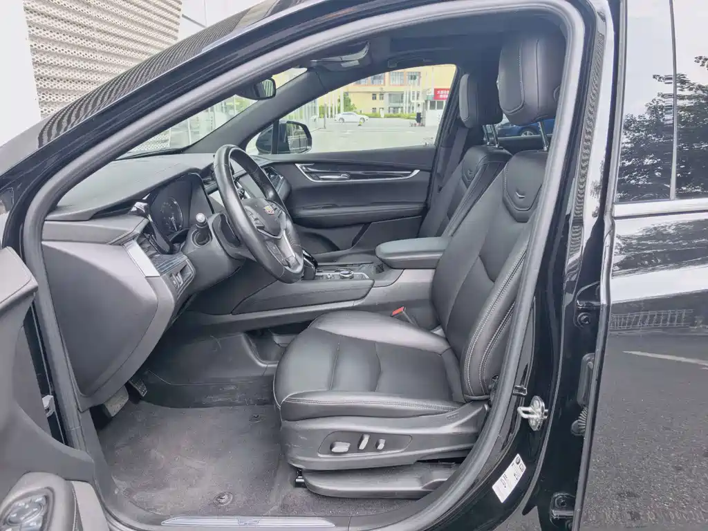 Cadillac XT5 — миниатюра 10
