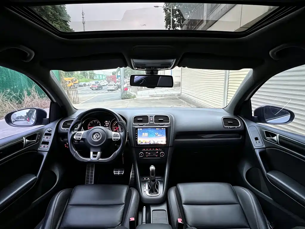 Volkswagen Golf GTI — миниатюра 5