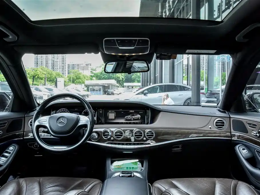Mercedes-Benz S-Class — миниатюра 17