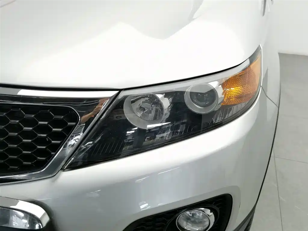 Kia Sorento 2012 2.4L Luxury
