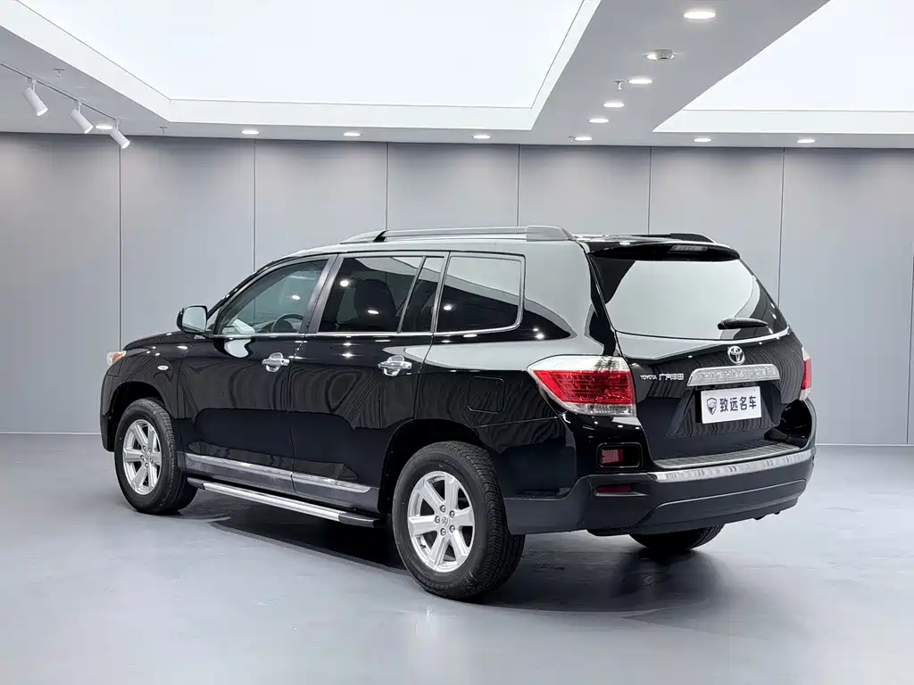 Toyota Highlander — миниатюра 4