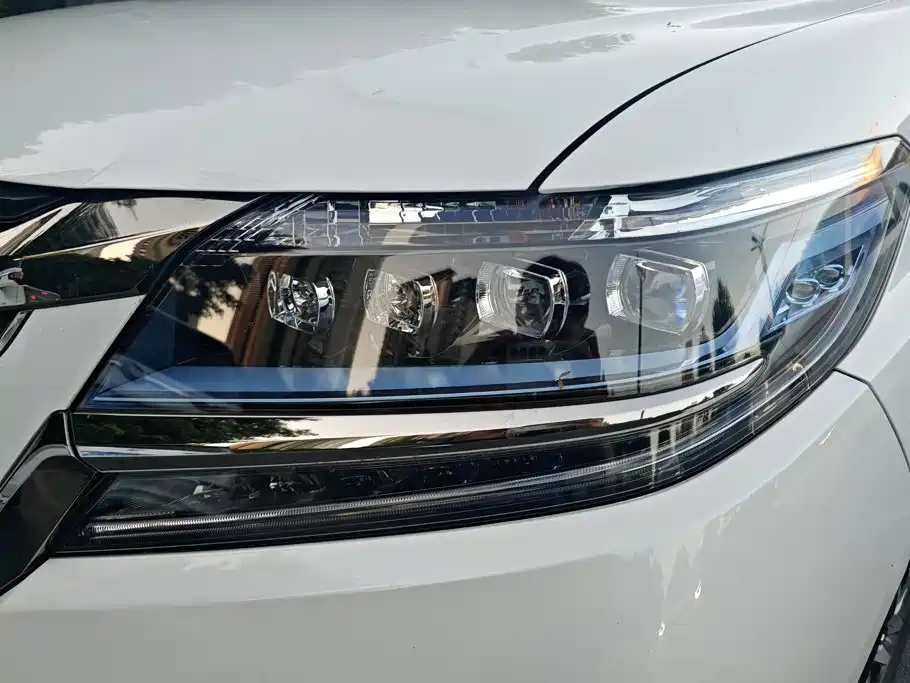 Honda Elysion — миниатюра 5