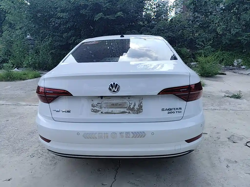 Volkswagen Sagitar — миниатюра 6