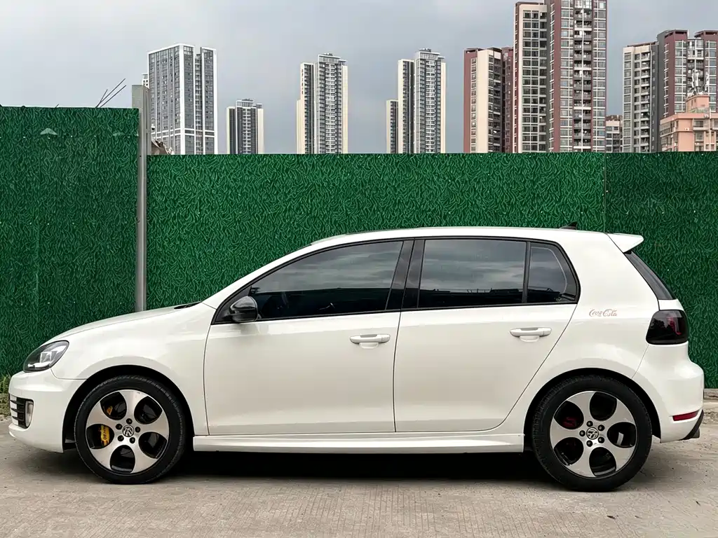 Volkswagen Golf GTI — миниатюра 9