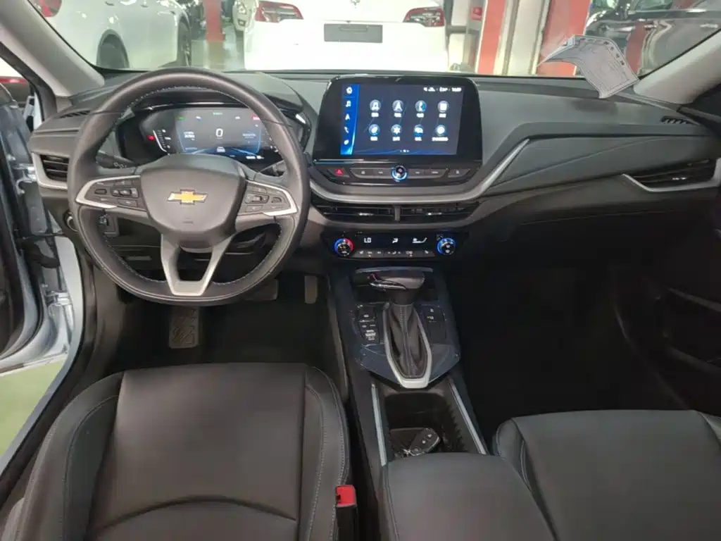 Chevrolet Menlo — миниатюра 10