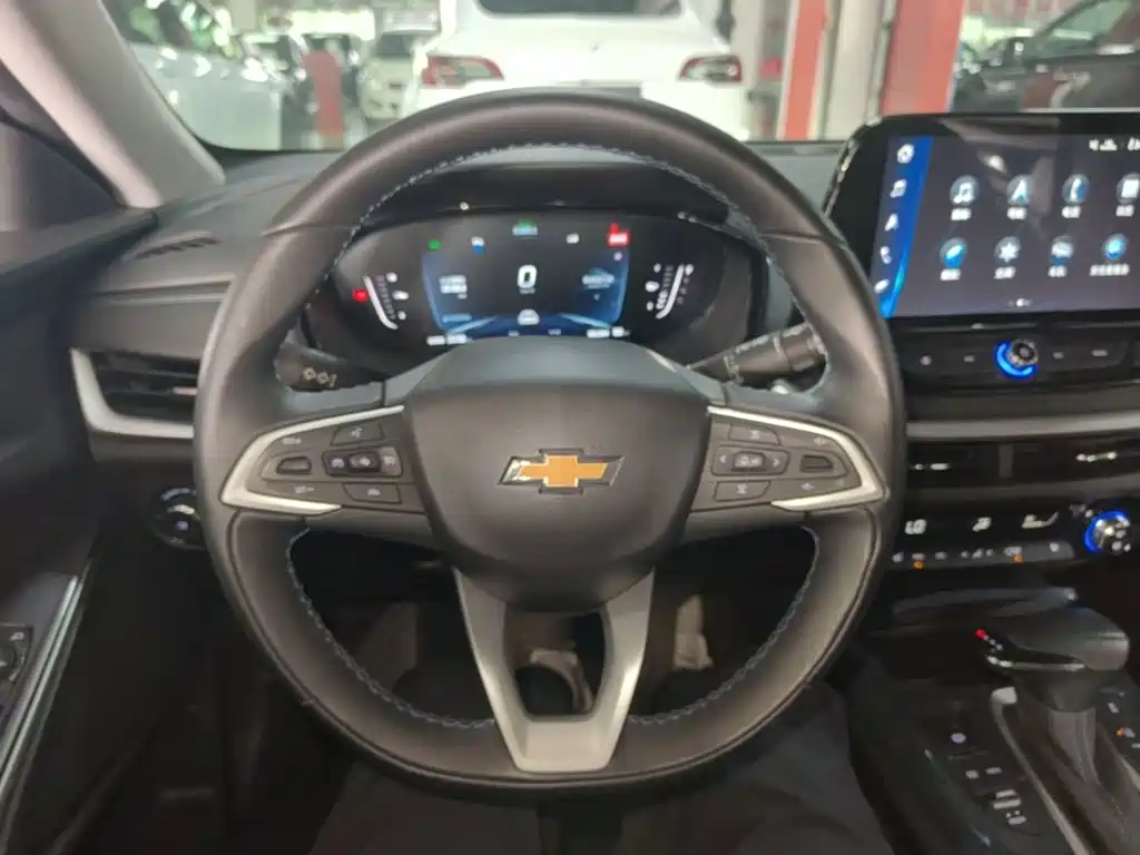 Chevrolet Menlo — миниатюра 11