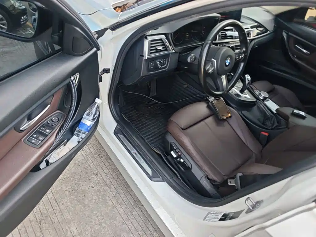 BMW 3 Series — миниатюра 16