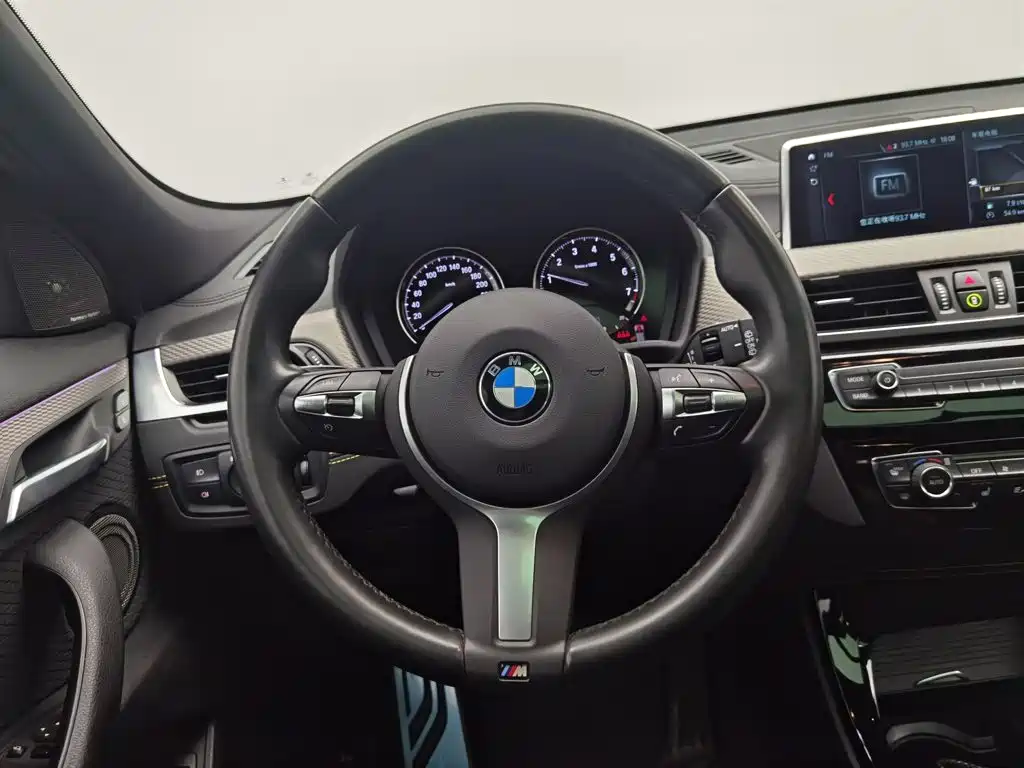 BMW X2 (Import) — миниатюра 11
