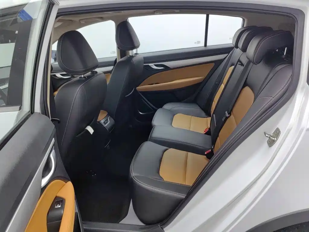 Geely Vision S1 — миниатюра 15