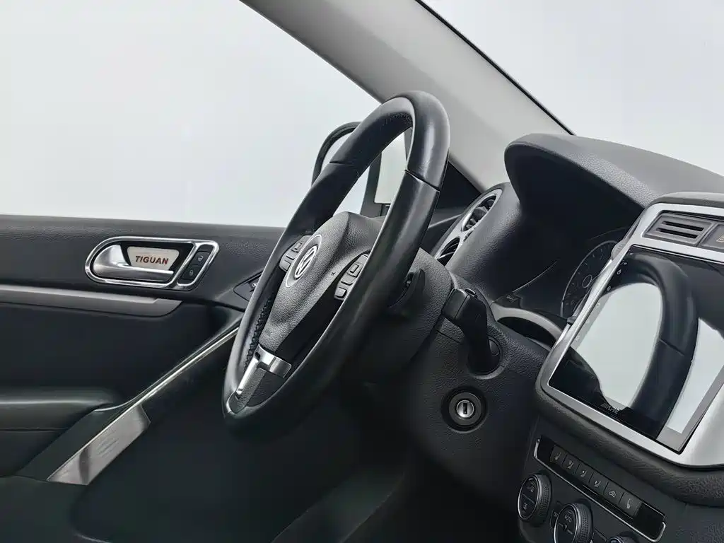 Volkswagen Tiguan — миниатюра 22