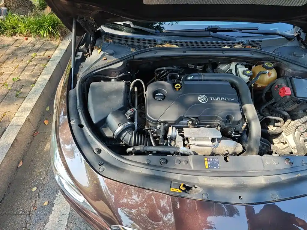 Buick LaCrosse — миниатюра 21