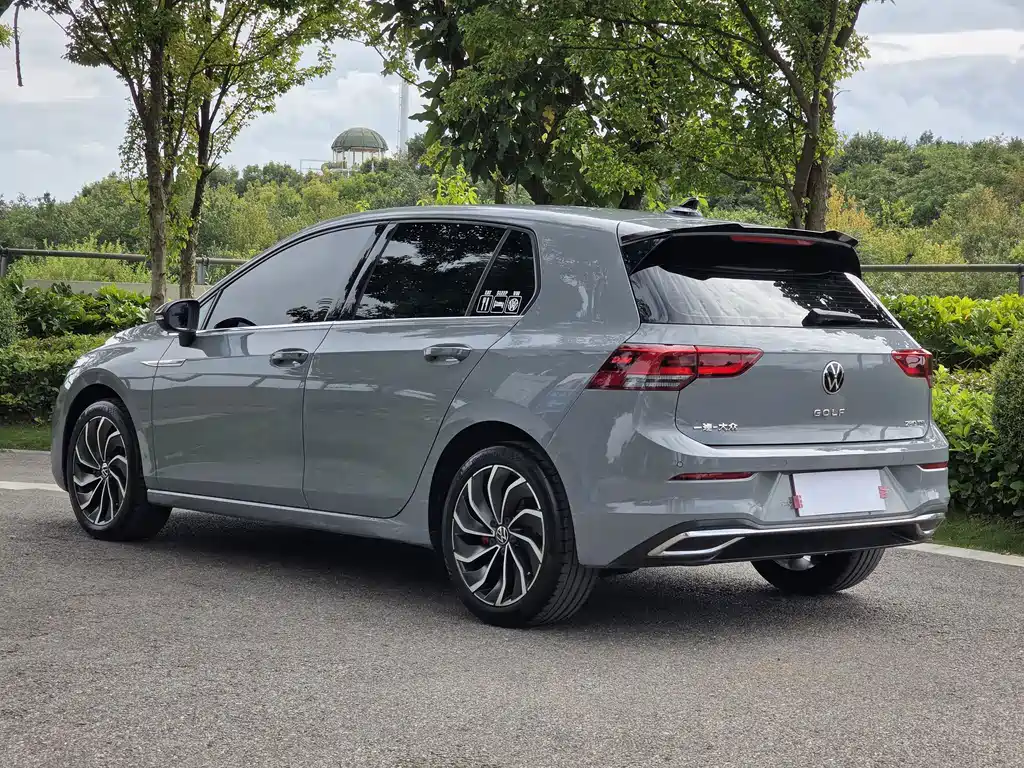 Volkswagen Golf — миниатюра 9