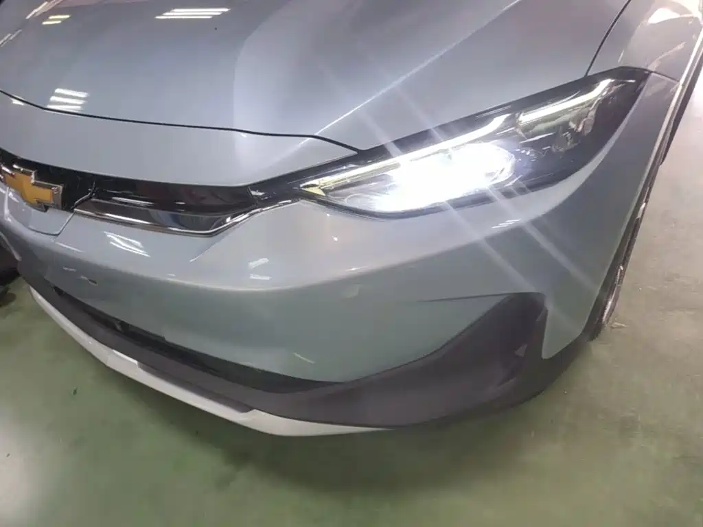 Chevrolet Menlo — миниатюра 24
