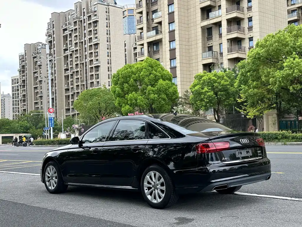 Audi A6L — миниатюра 10