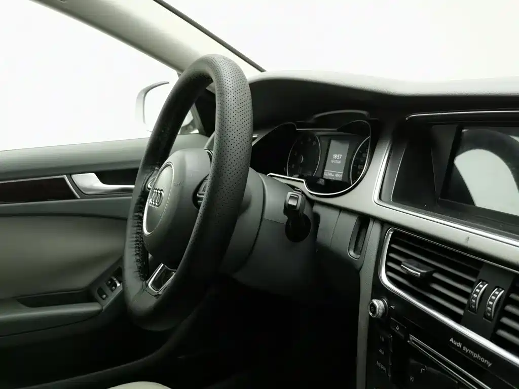 Audi A4L — миниатюра 22