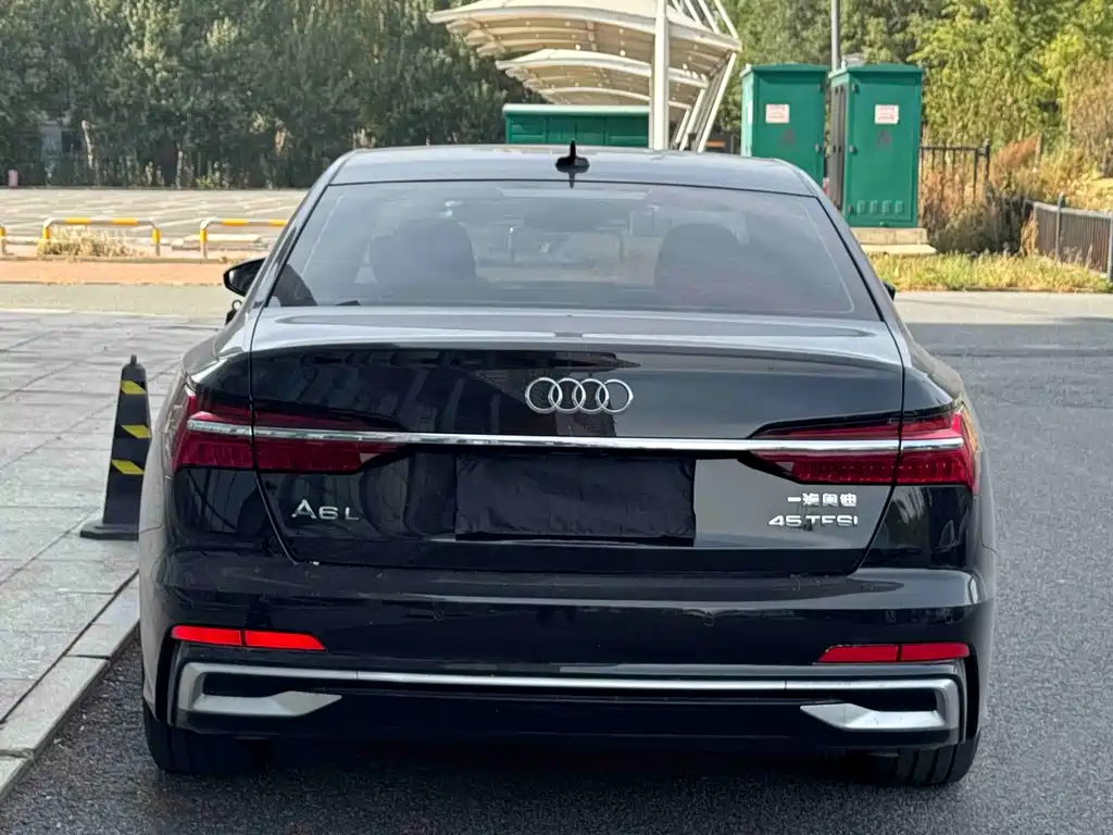 Audi A6L — миниатюра 5