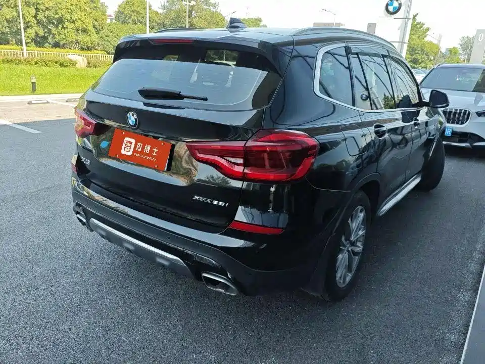 BMW X3 — миниатюра 9