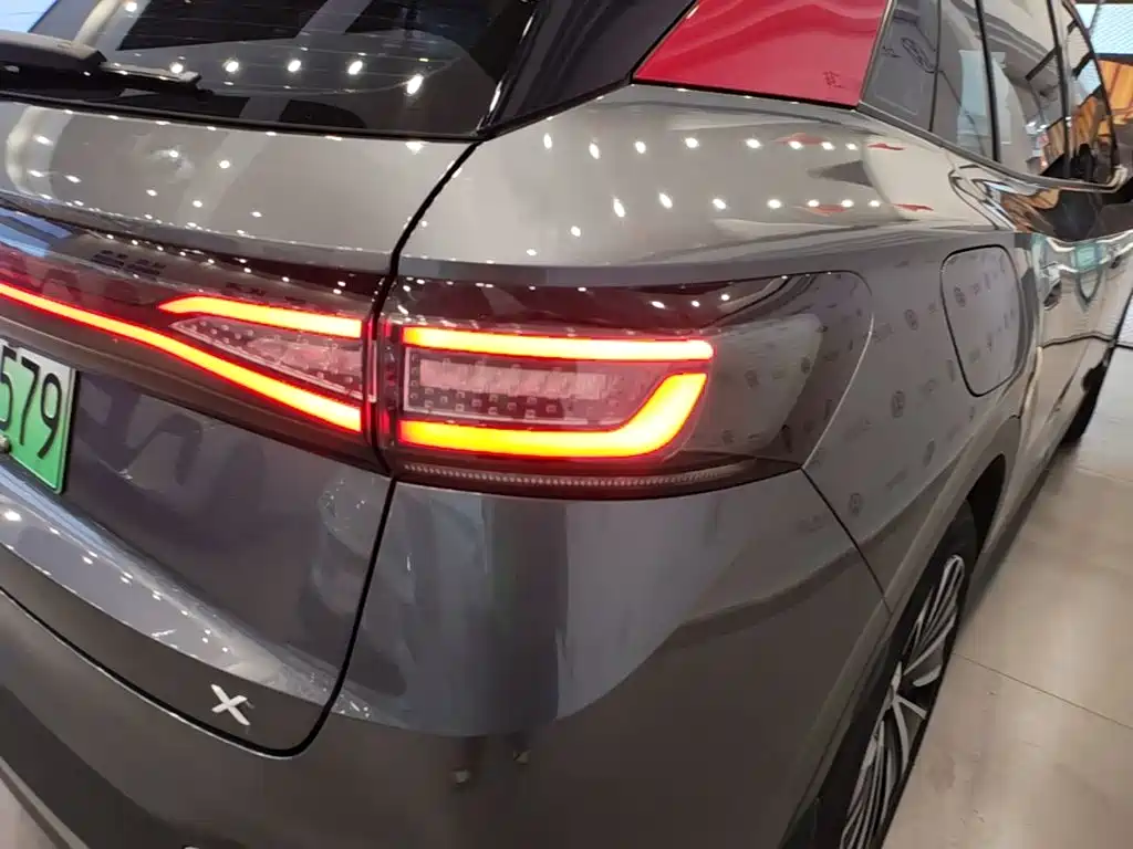 Volkswagen ID.4 X — миниатюра 8