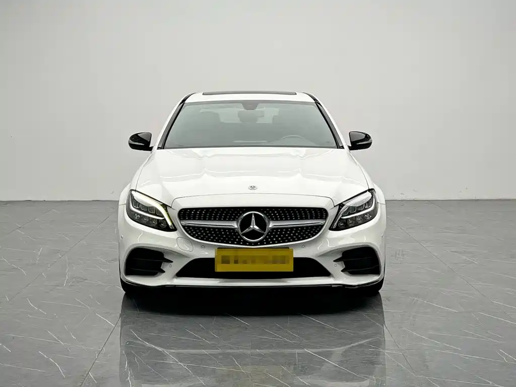 Mercedes-Benz C-Class — миниатюра 2