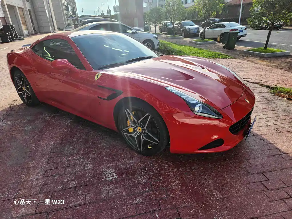 Ferrari California T 2017