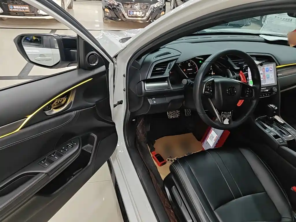 Honda Civic — миниатюра 16