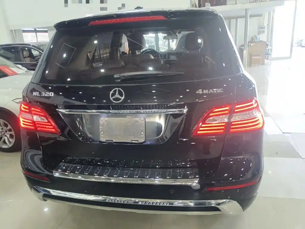 Mercedes-Benz M-Class — миниатюра 6
