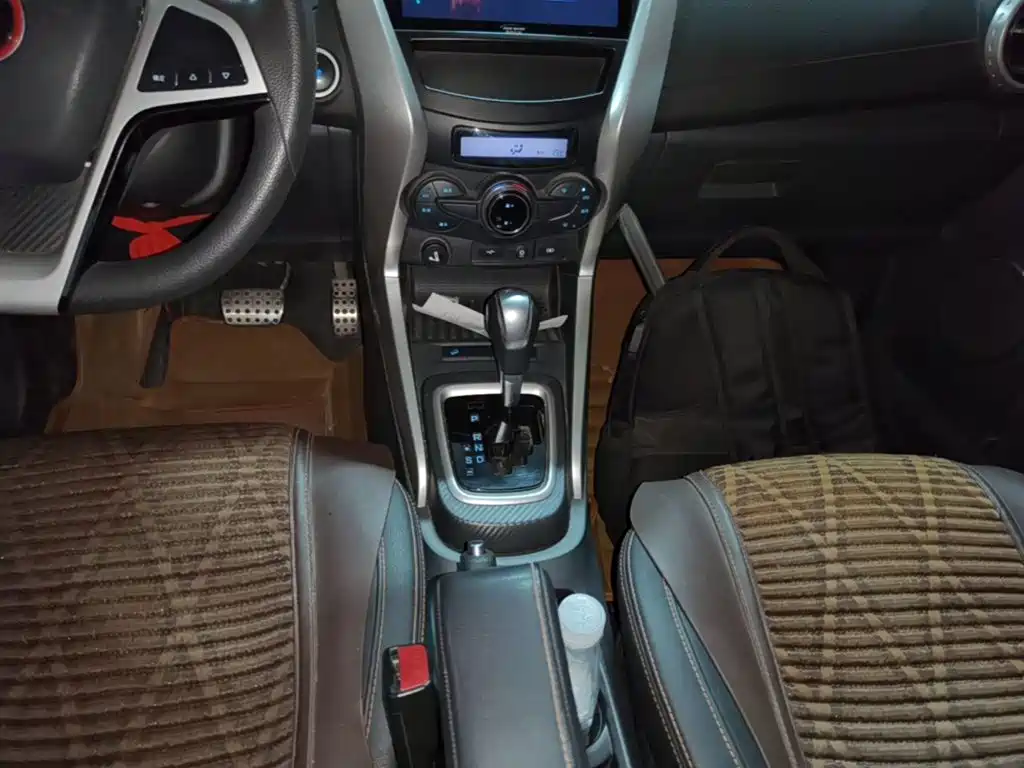 BYD Yuan — миниатюра 14