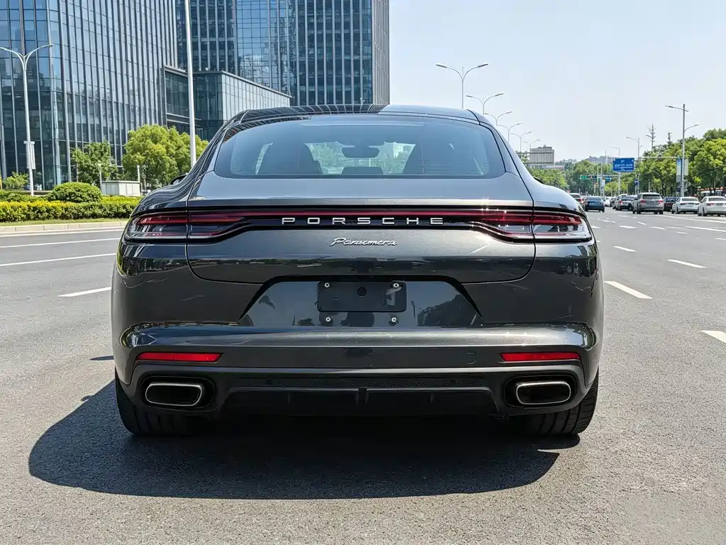 Porsche Panamera — миниатюра 17