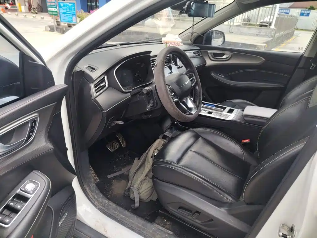 Roewe RX5 — миниатюра 12