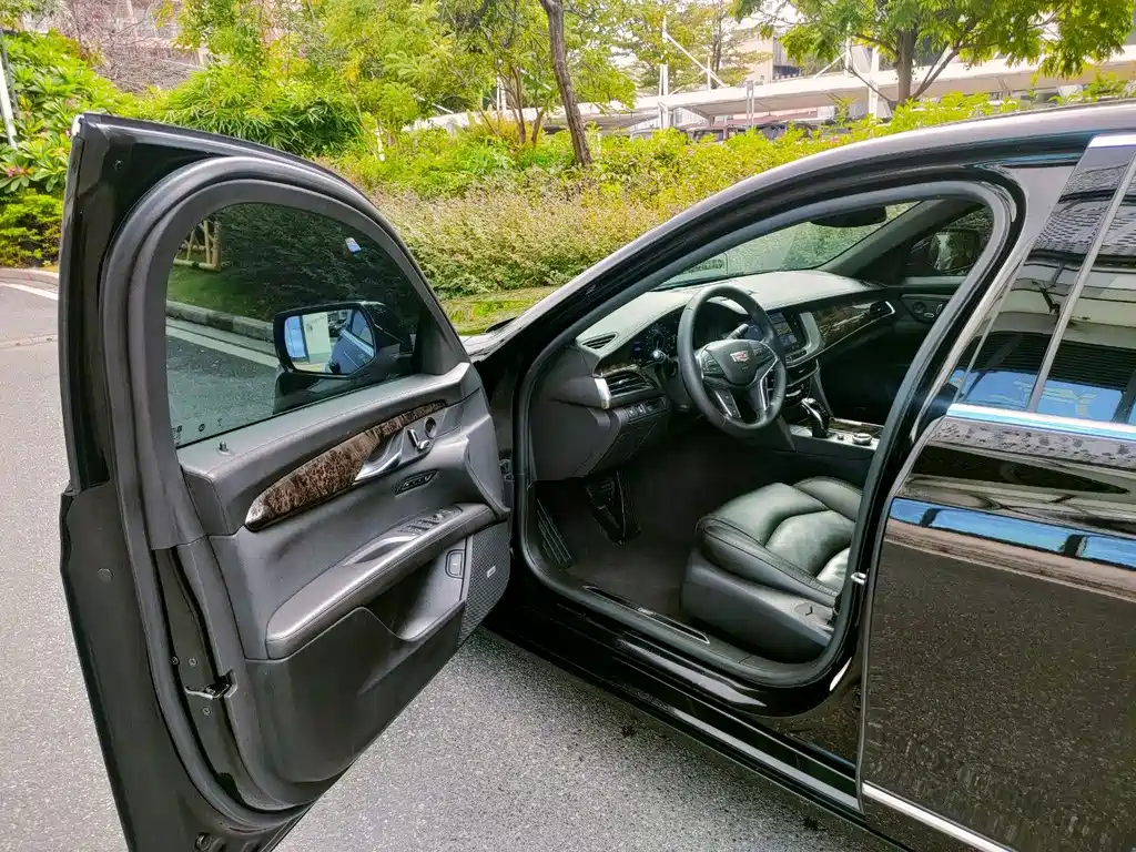 Cadillac CT6 — миниатюра 11