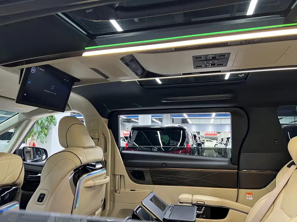Toyota Alphard Hybrid 2.5L Premium Enjoy Edition, фото 10