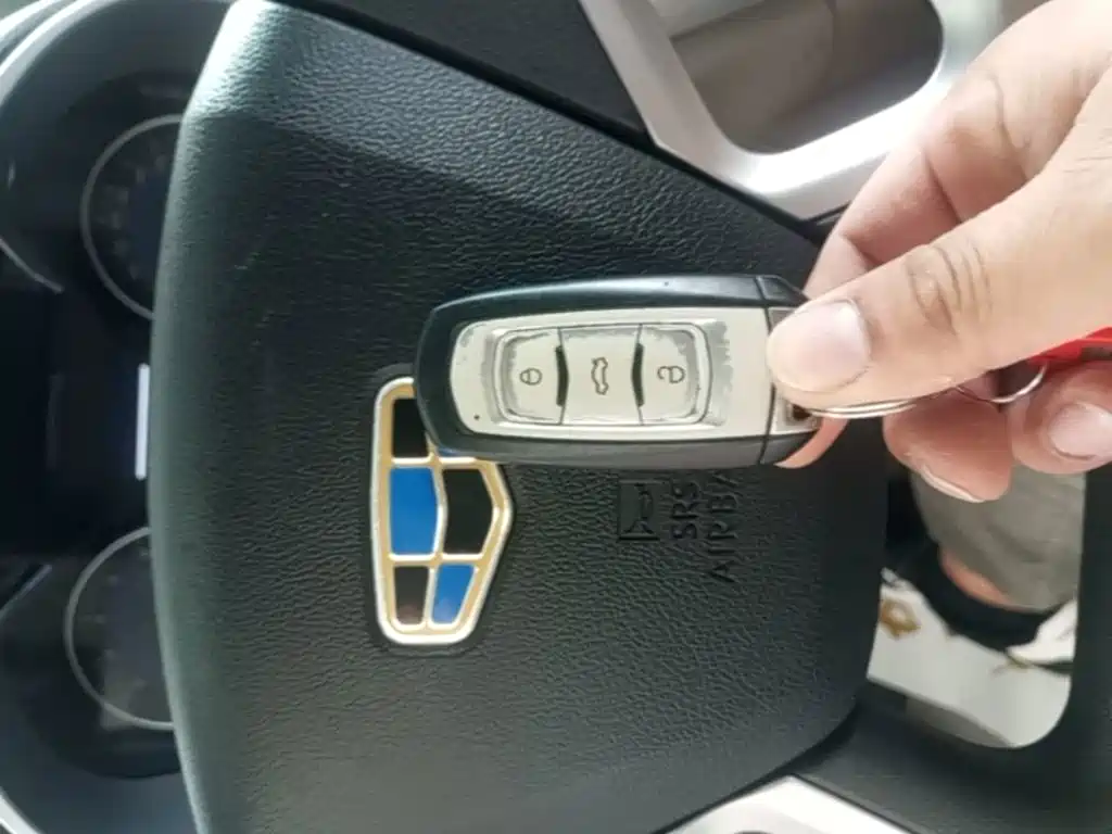 Geely Emgrand — миниатюра 9