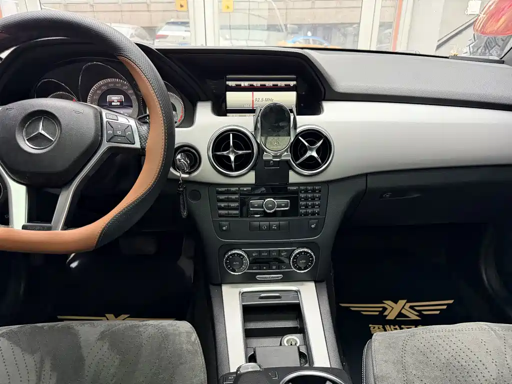 Mercedes-Benz GLK-Class — миниатюра 12
