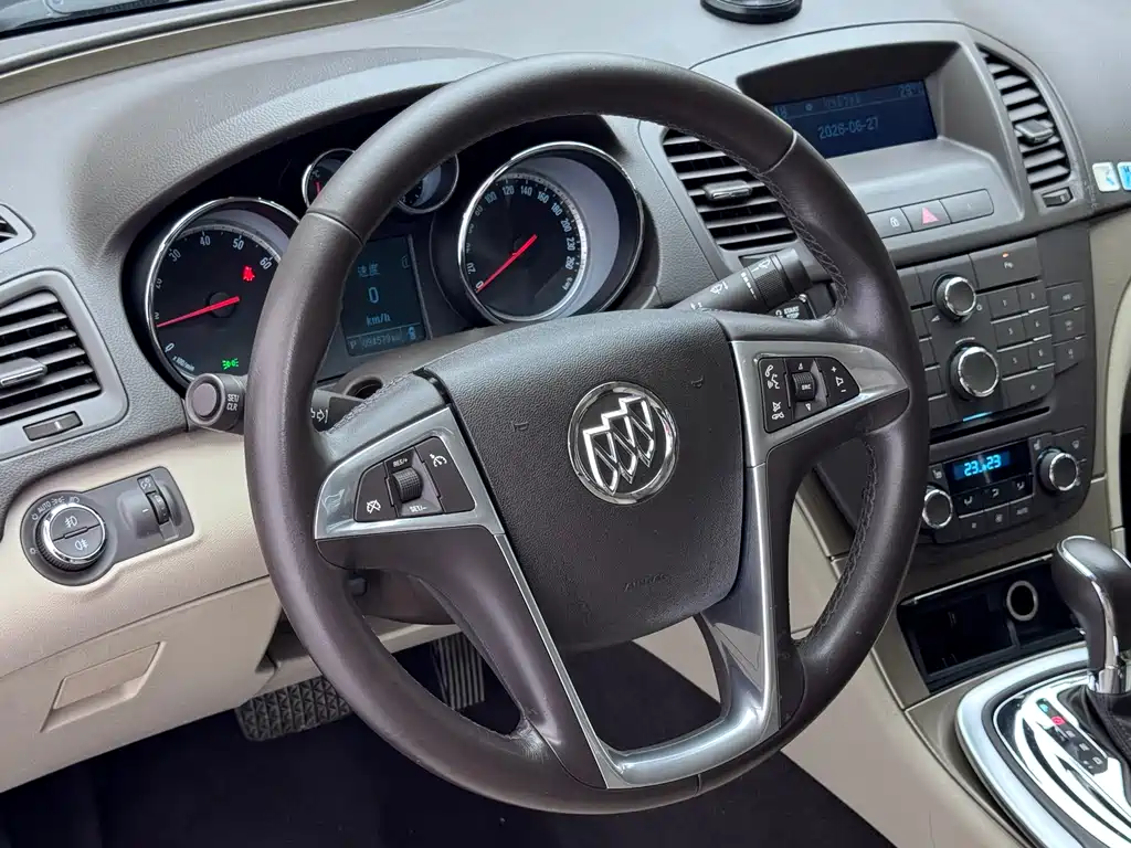 Buick Regal 2012 2.0L Luxury