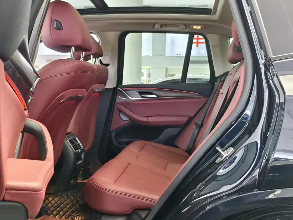 BMW X3 — миниатюра 7