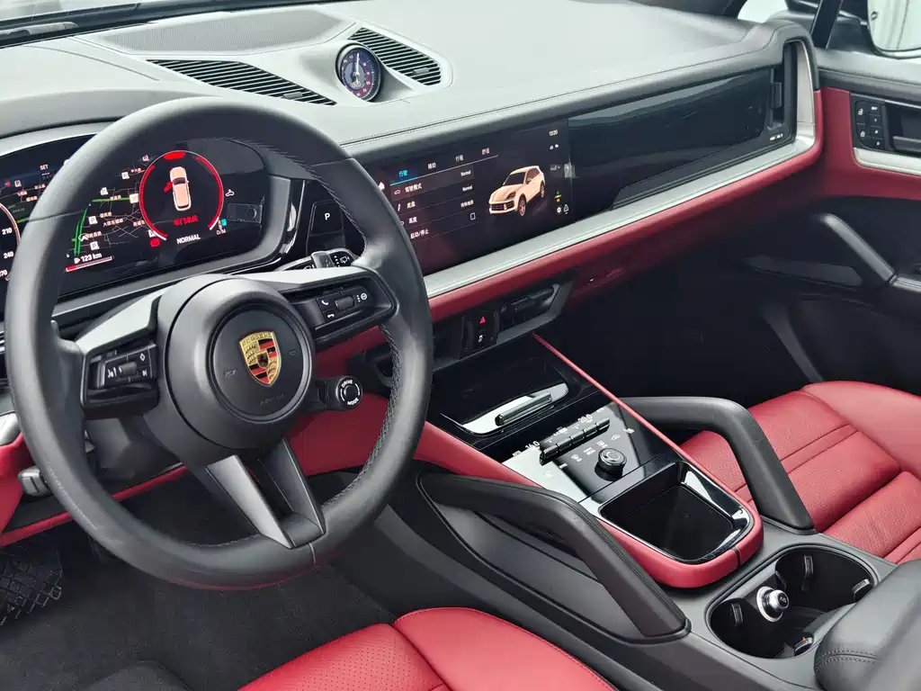 Porsche Cayenne — миниатюра 7