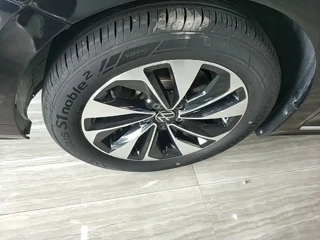 Volkswagen Passat — миниатюра 23