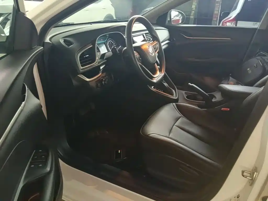 Buick Excelle — миниатюра 16