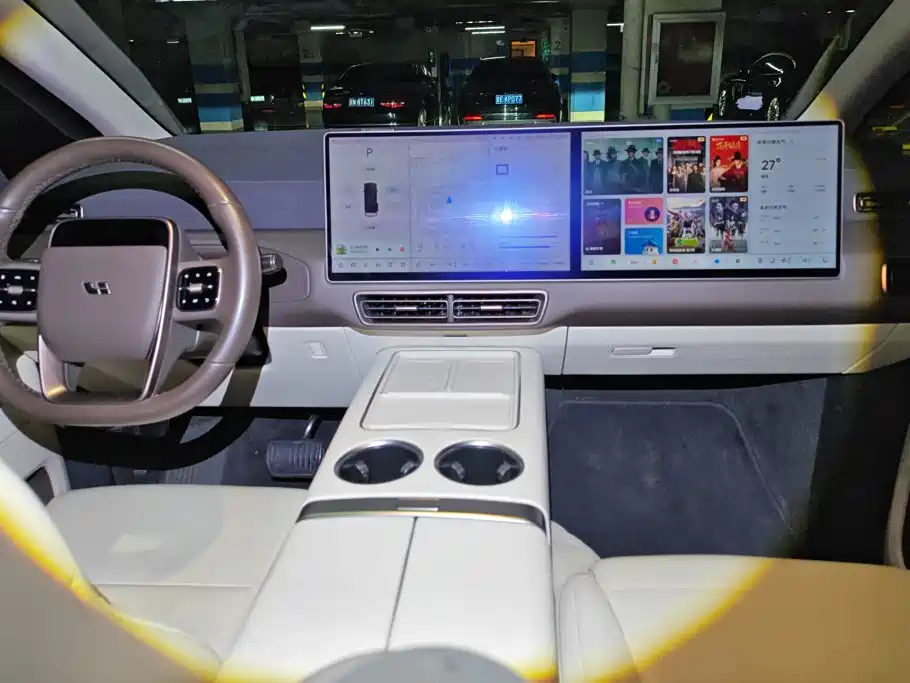 Li Auto Li MEGA — миниатюра 12