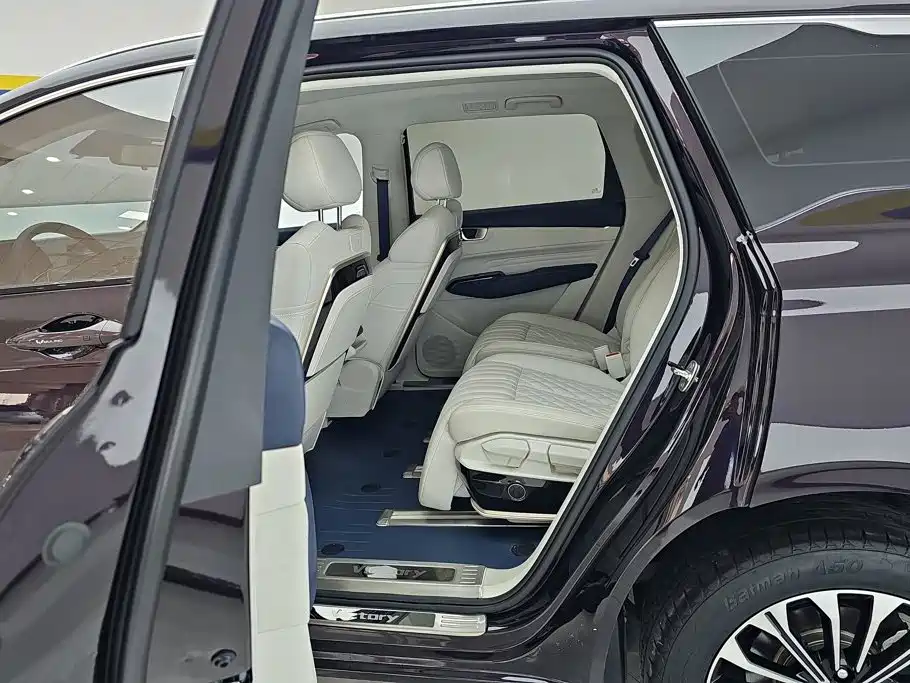 Wuling Victory — миниатюра 11