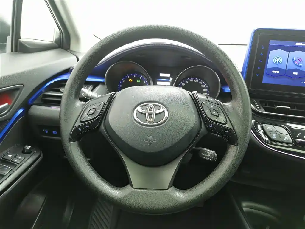 TOYOTA C HR