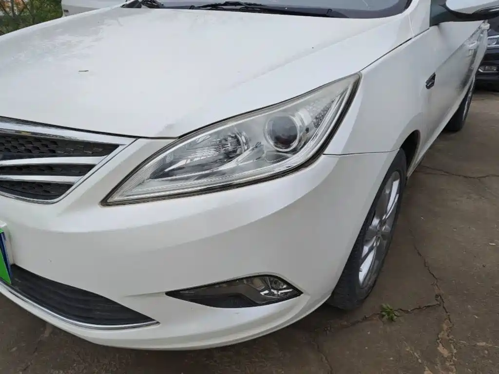 Changan Eado 2014 1.6L AT Luxury