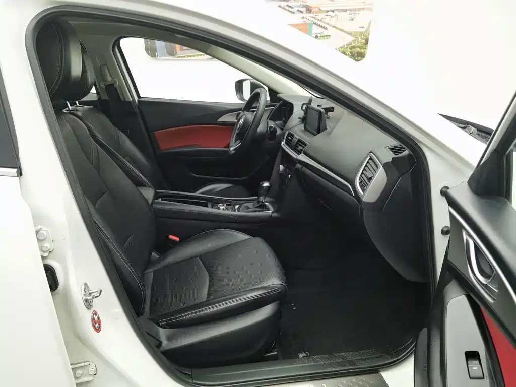 Mazda 3 Axela — миниатюра 23