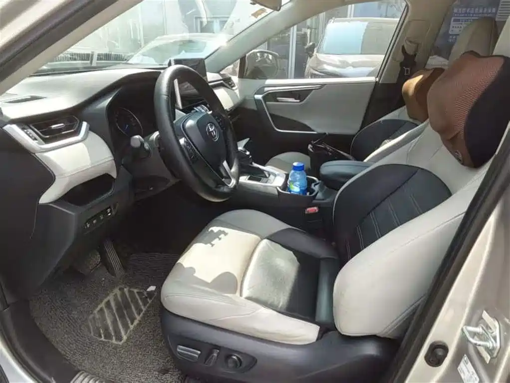 Toyota Wildlander — миниатюра 4