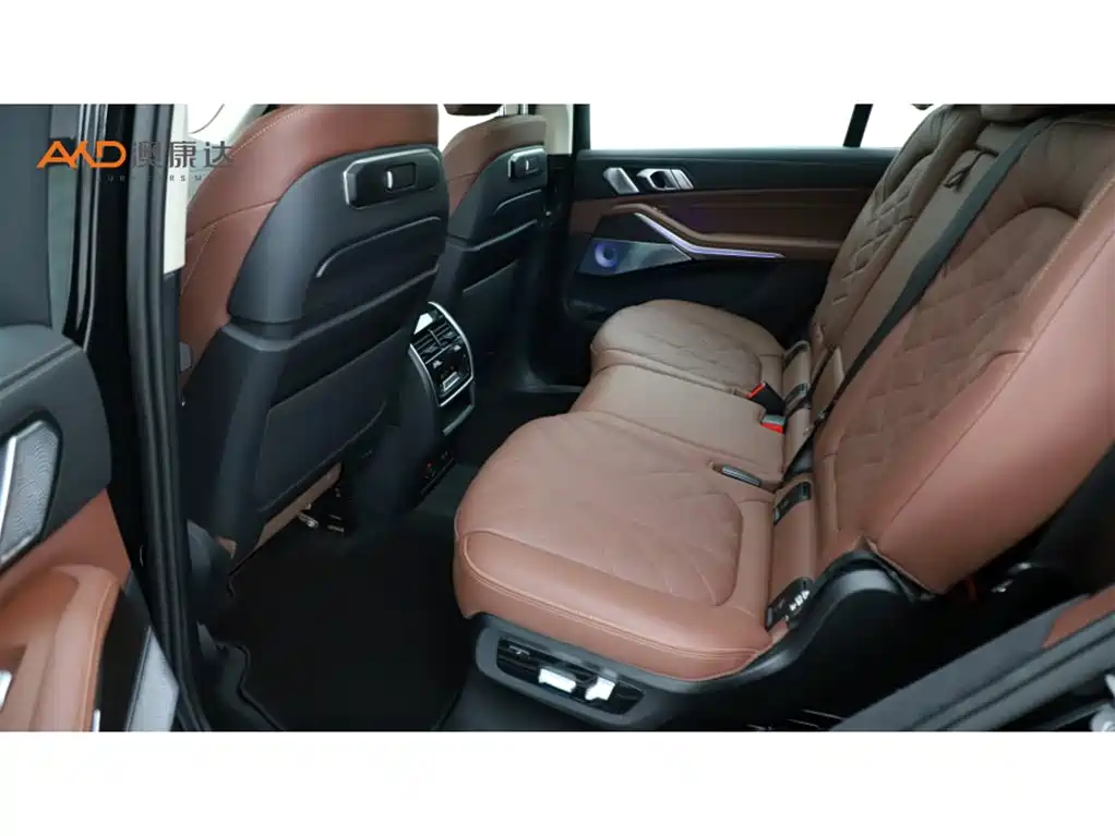 BMW X7 — миниатюра 7