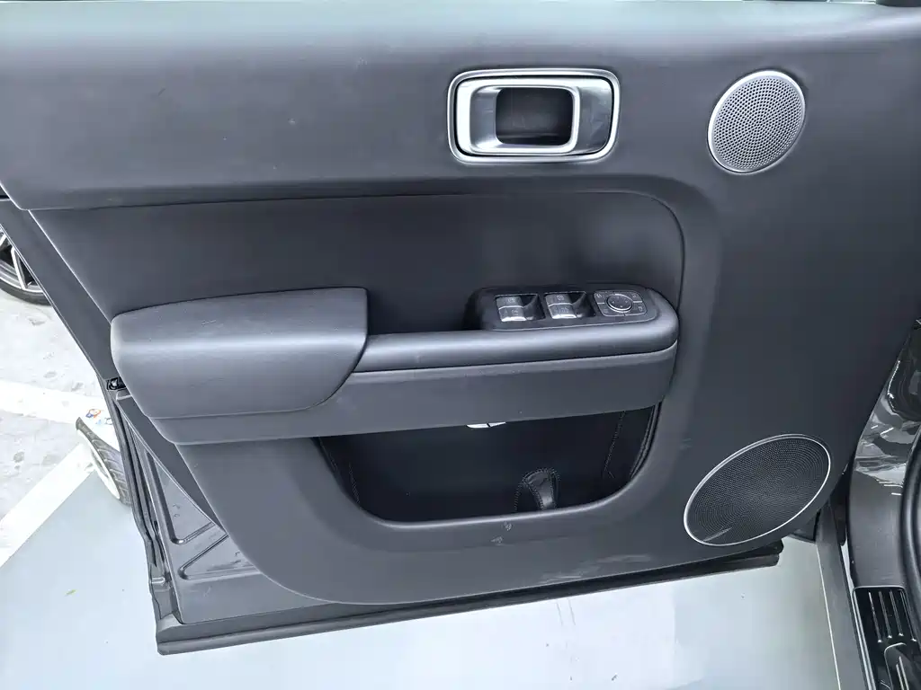 Li Auto Li L7 — миниатюра 5