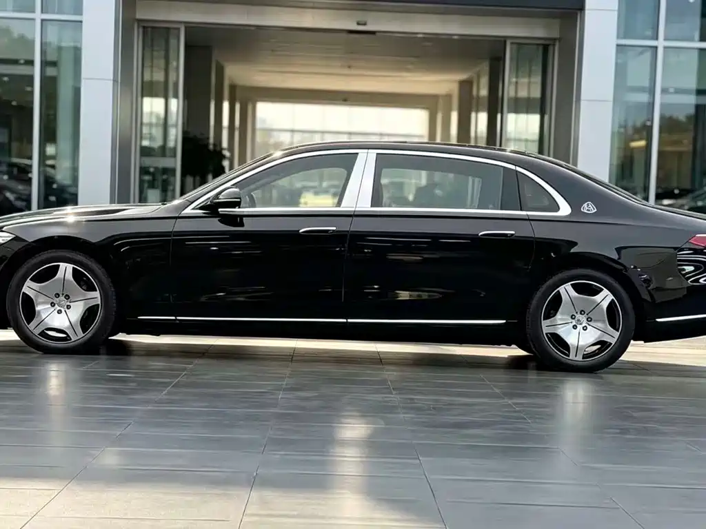 Mercedes-Benz S-Class — миниатюра 6