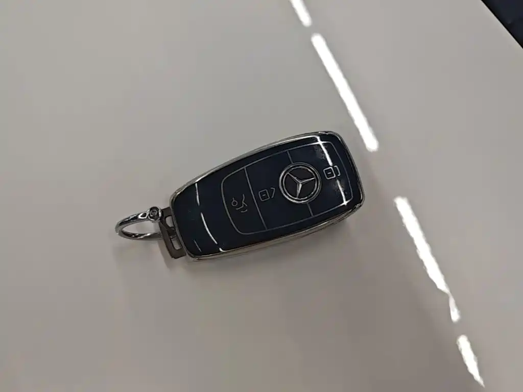 Mercedes-Benz GLA — миниатюра 9